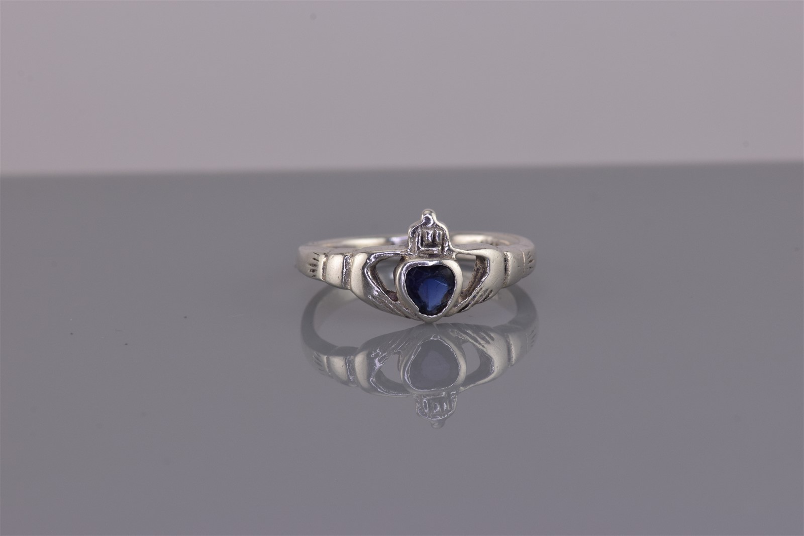 Sterling Silver Blue Heart Accented Claddagh Friendship Band Ring 925 Sz: 6
