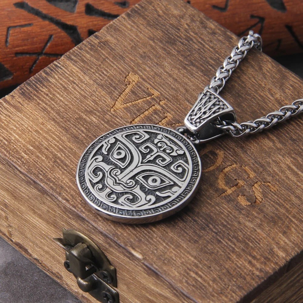 Classic Exquisite Auspicious Dragon Signet Pendant Necklace Viking Amulet Jewelr