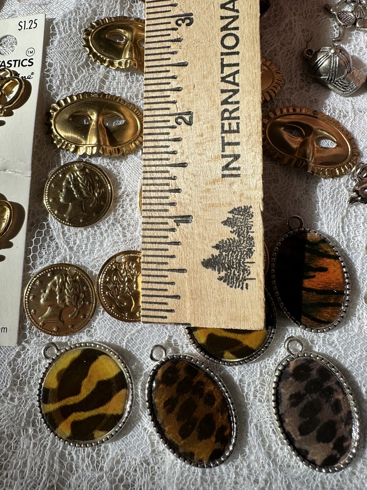Huge Lot Of Charms King Tut Masks Sports Hearts Unicorn Tennis Scissors Coins