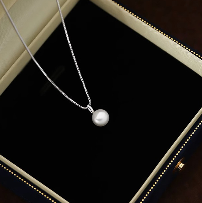 Silver Titanium White Pearl Bead Pendant Chain Necklace