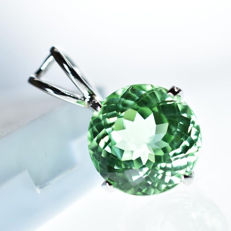 Natural Green Sapphire Pendant 27.65 Ct 925 Sterling Silver Gift Her