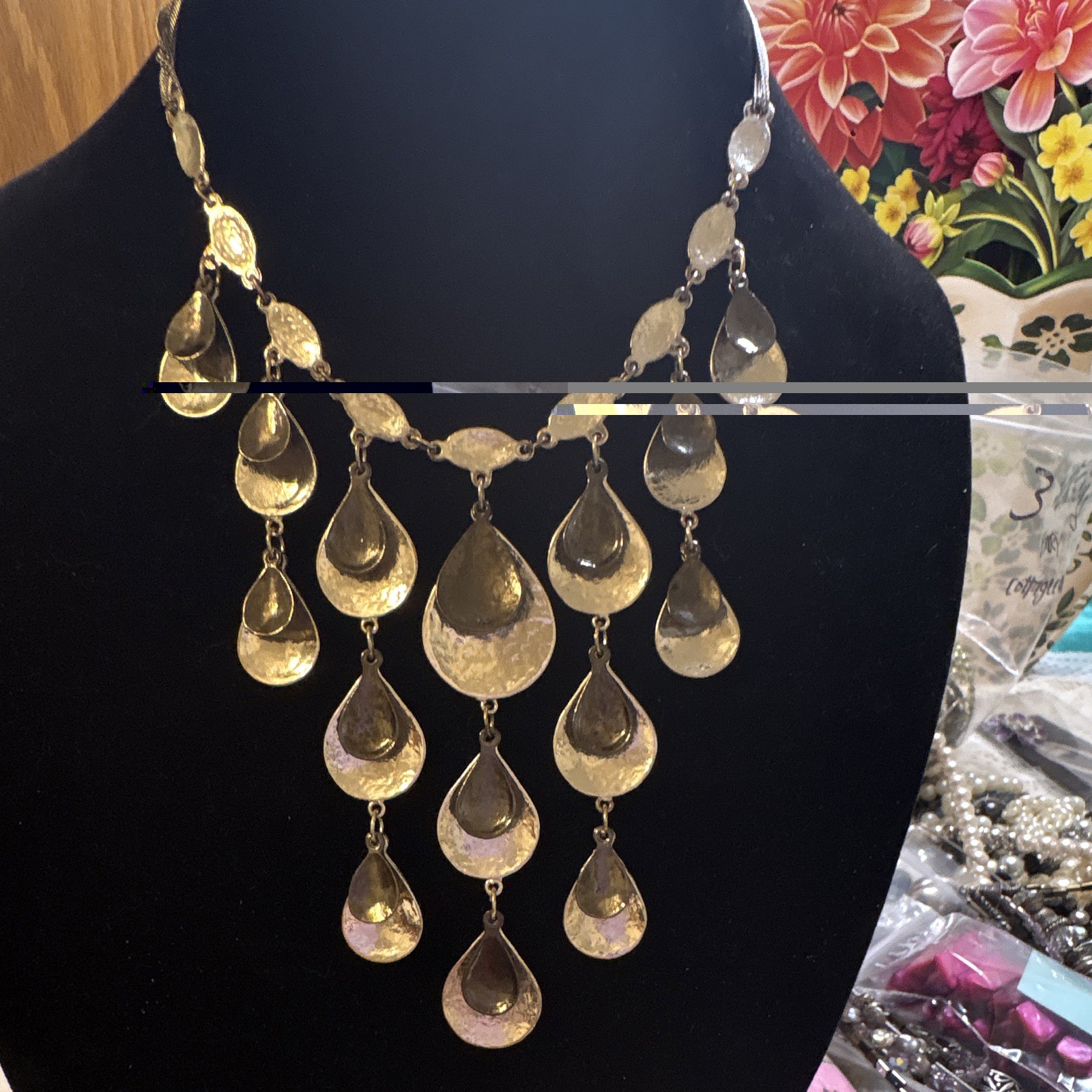 Alfani Signed Glunmetal & Silver Tone Teardrop Bib Statement Necklace Mesh Chain