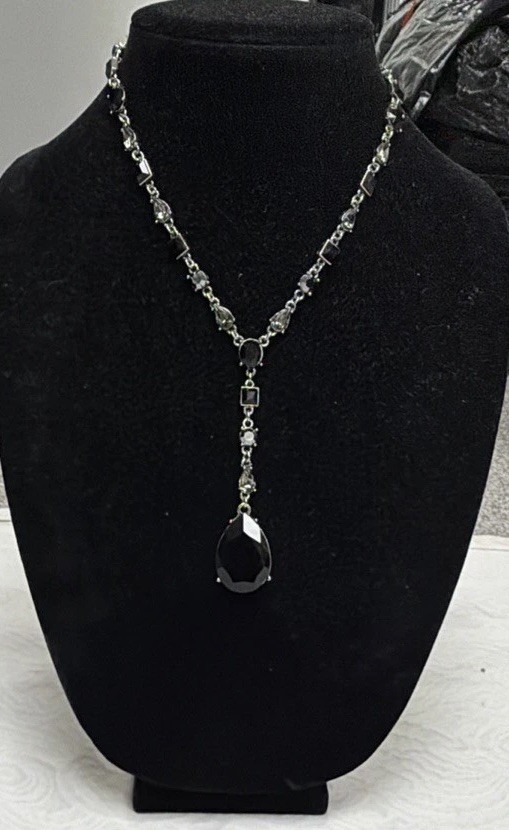 Vintage Y-Lariat Alternating Faceted Crystals Drop Black Onyx Pendant Necklace