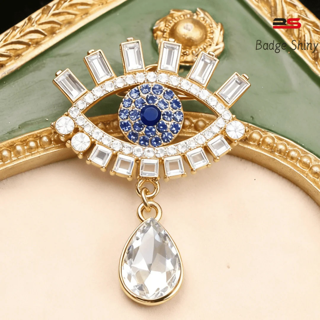 Creative Eye Rhinestone Brooch, Simple Pin for Coat & Dress