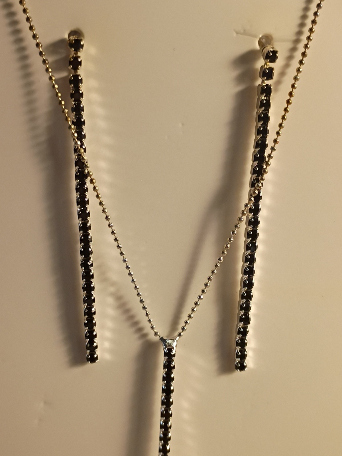 NWT Beauty Collection Austrian Crystal,Plated For Life Necklace & Earring Set.J5