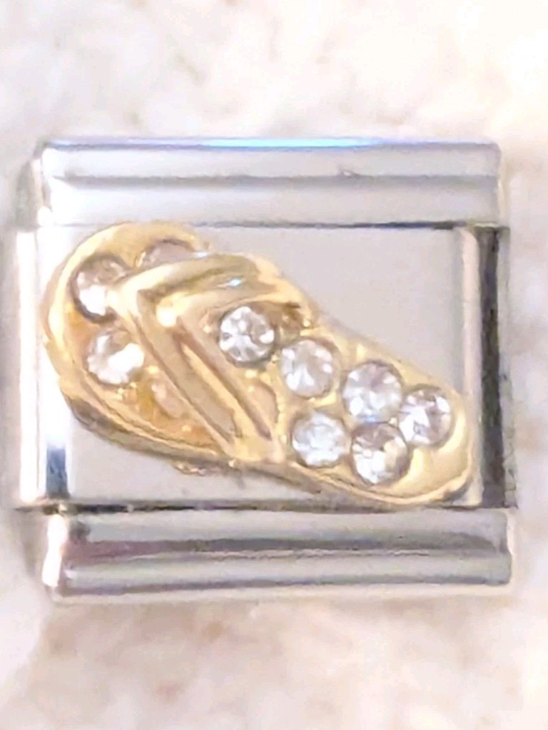 Casa D’Oro Beach Sandal Zirconia Classic 9mm Link Italian Charm D92