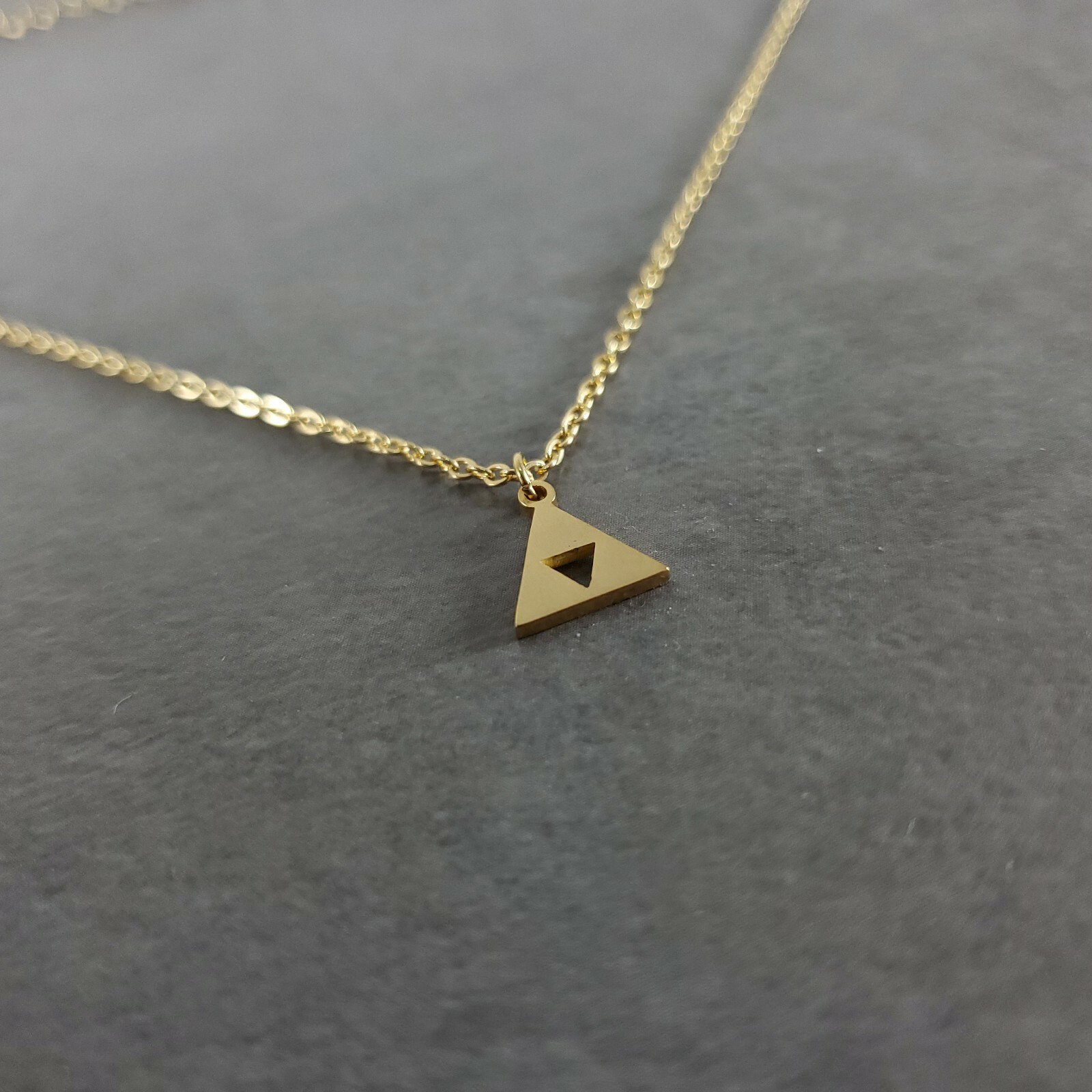 Triforce GOLD Plated Necklace Pendant Game Nintendo Zelda Link Courage Wisdom