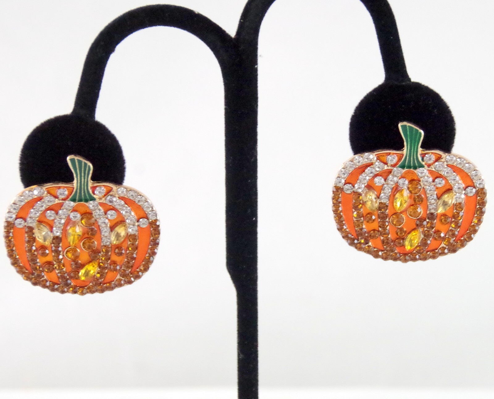 BIG BETSEY JOHNSON CRYSTAL RHINESTONE THANKSGIVING FALL AUTUMN PUMPKIN EARRINGS