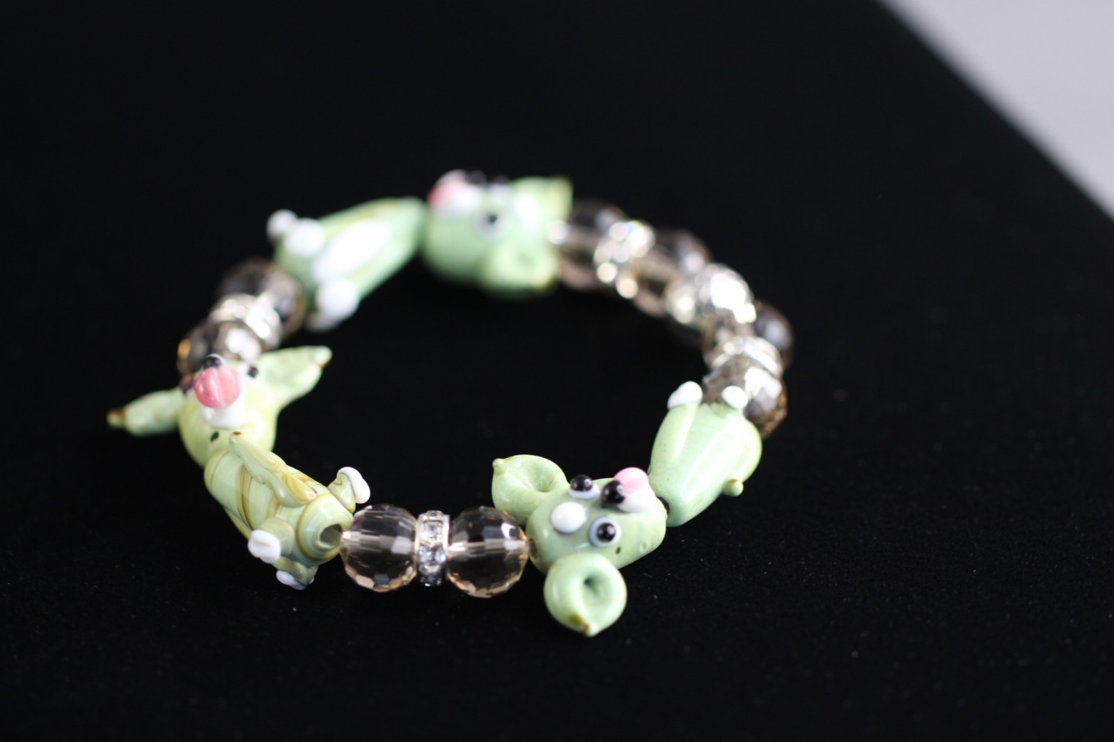 Dog Bracelet Green Lampwork 6.5″ inch Elastic Glass Beads Brown Crystal Ball