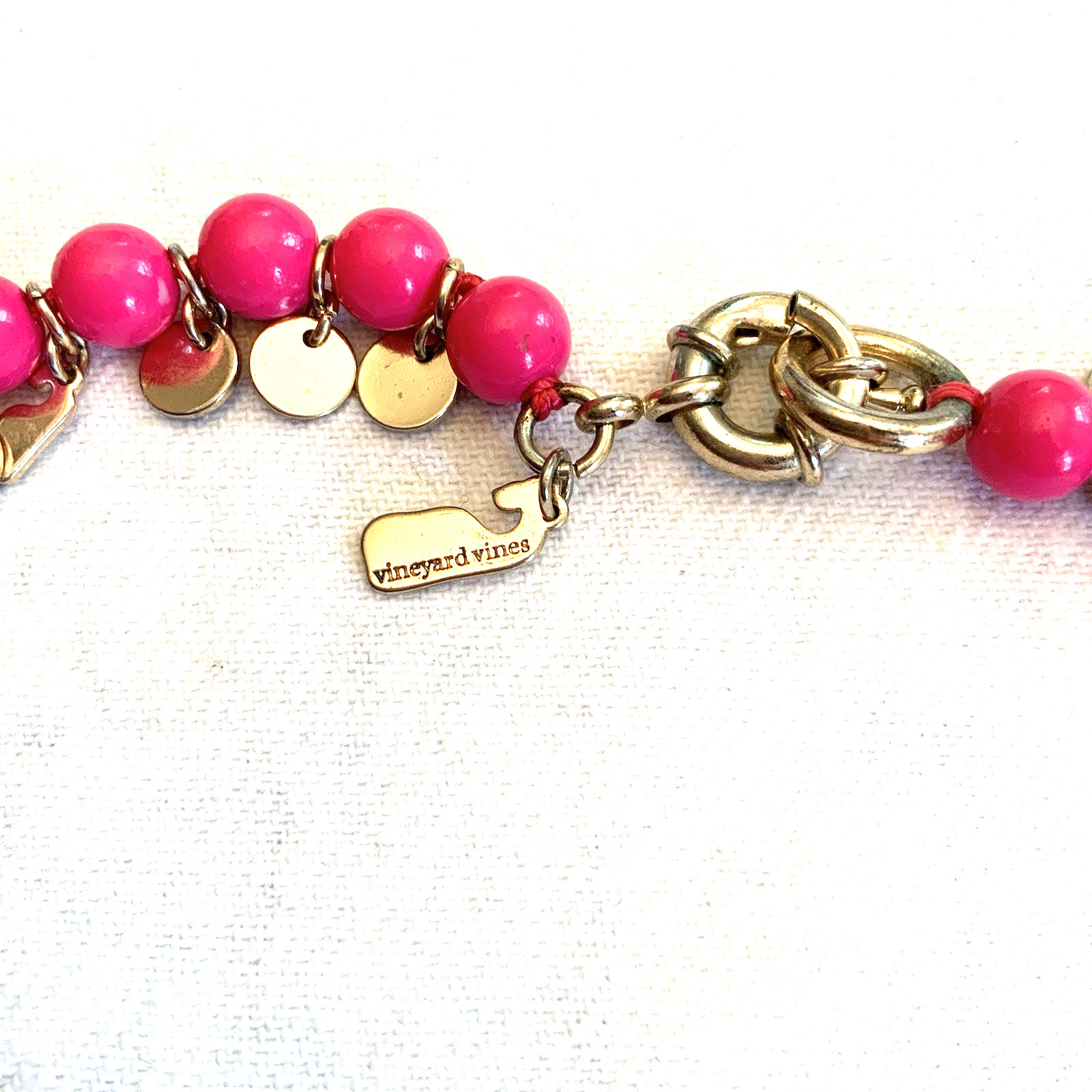 VINEYARD VINES 12″ Hot Pink Bead Necklace With Gold Tone Logo Whale Charms