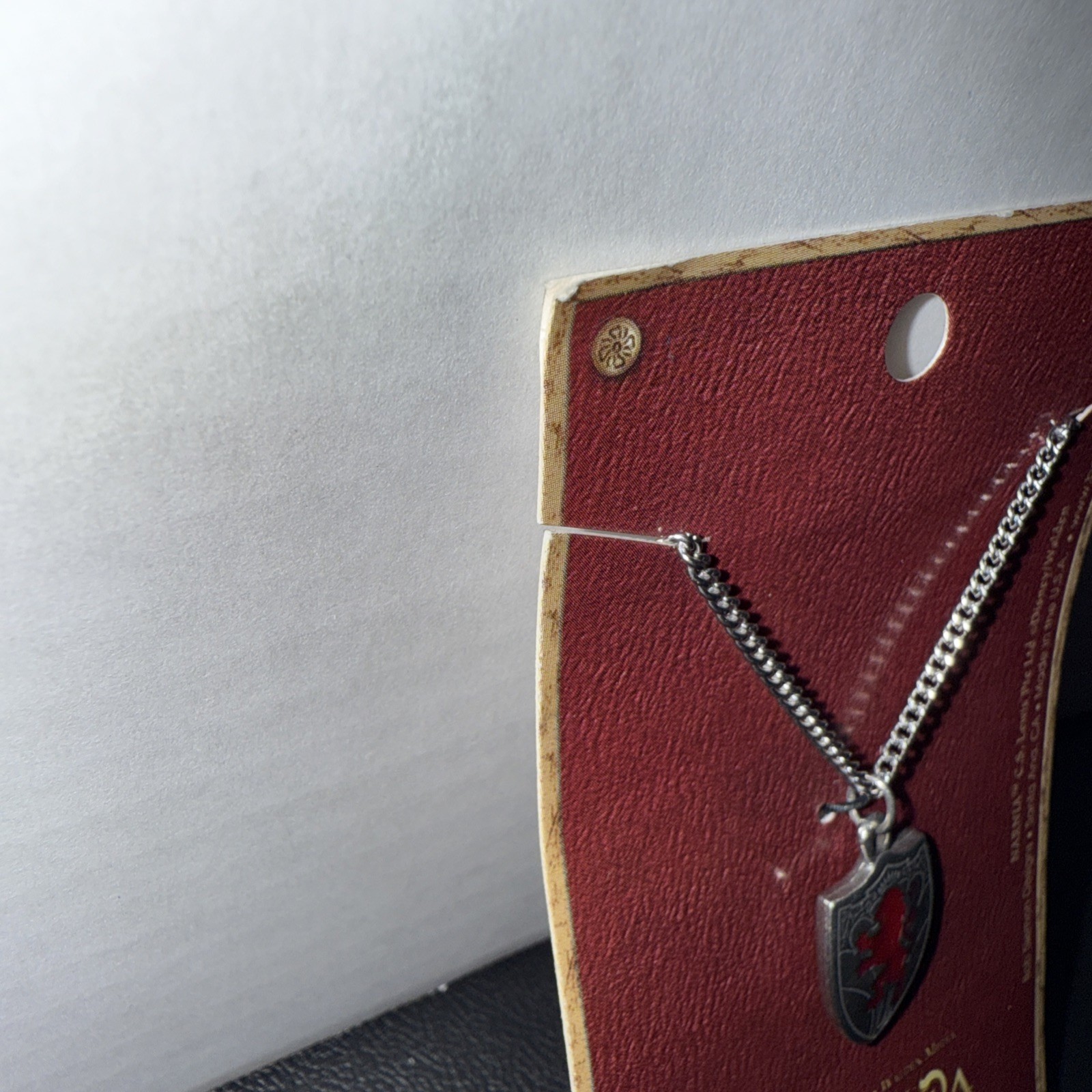 Narnia Pewter Pendent Necklace Aslan Shield Crest Disney Rare On Card (B)