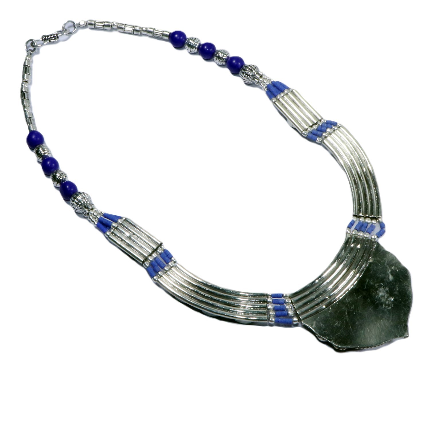 The ethnic statement necklace has a blue color design eye-clean gemstone jewelry