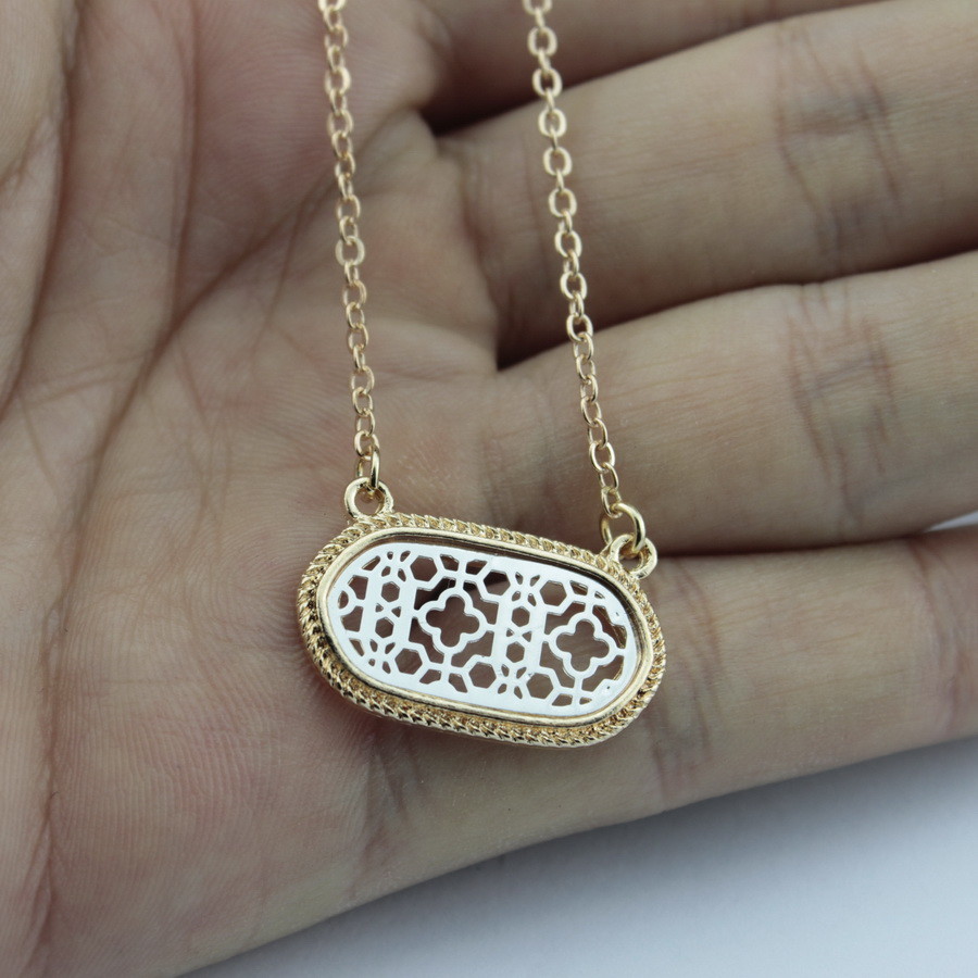 Mini Oval Filigree Pendant Necklace Gold Hammered Lattice Fashion Choker Jewelry