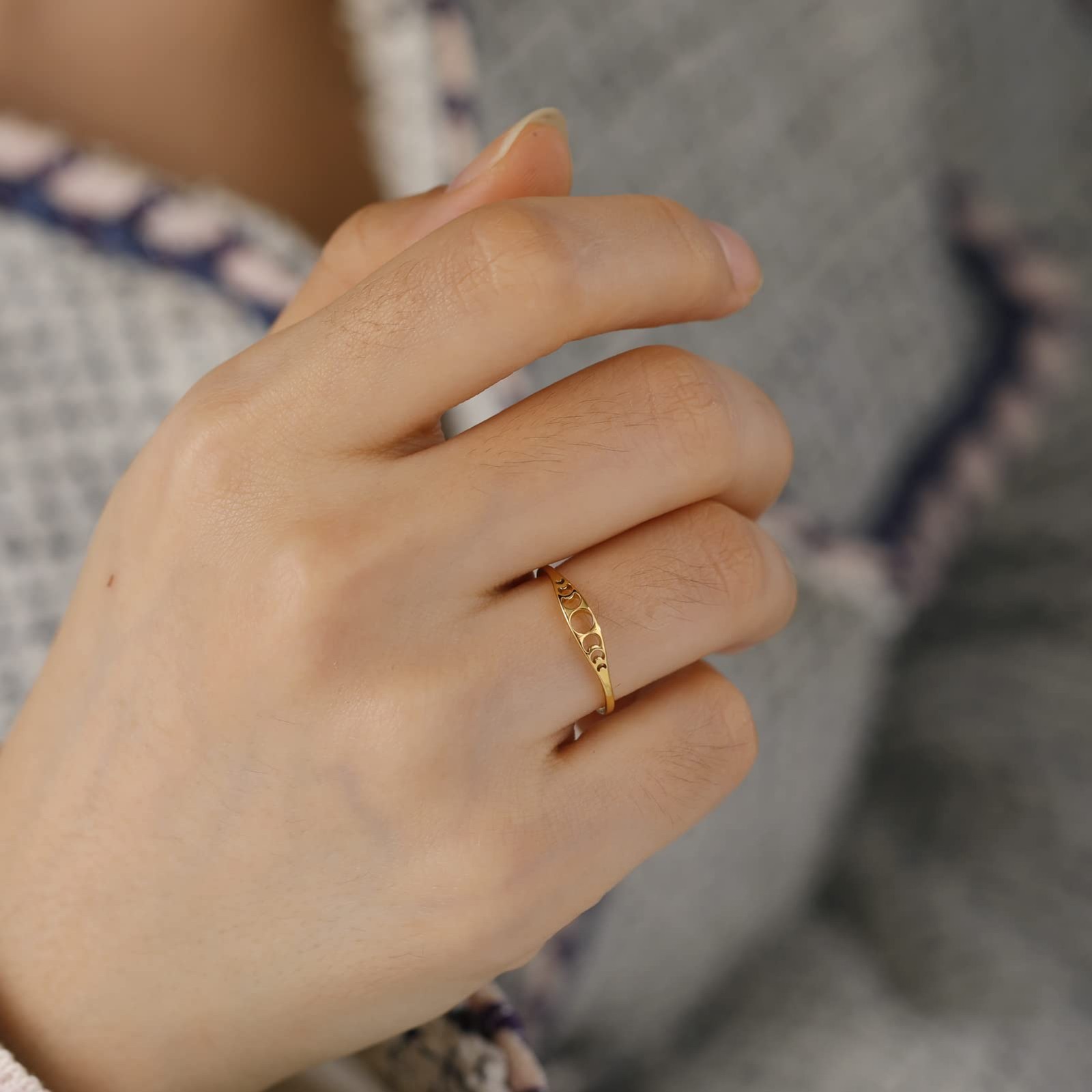 Moon Ring Crescent Band – Astrology Phase of Moon Ring – Stainless Steel Jewe…