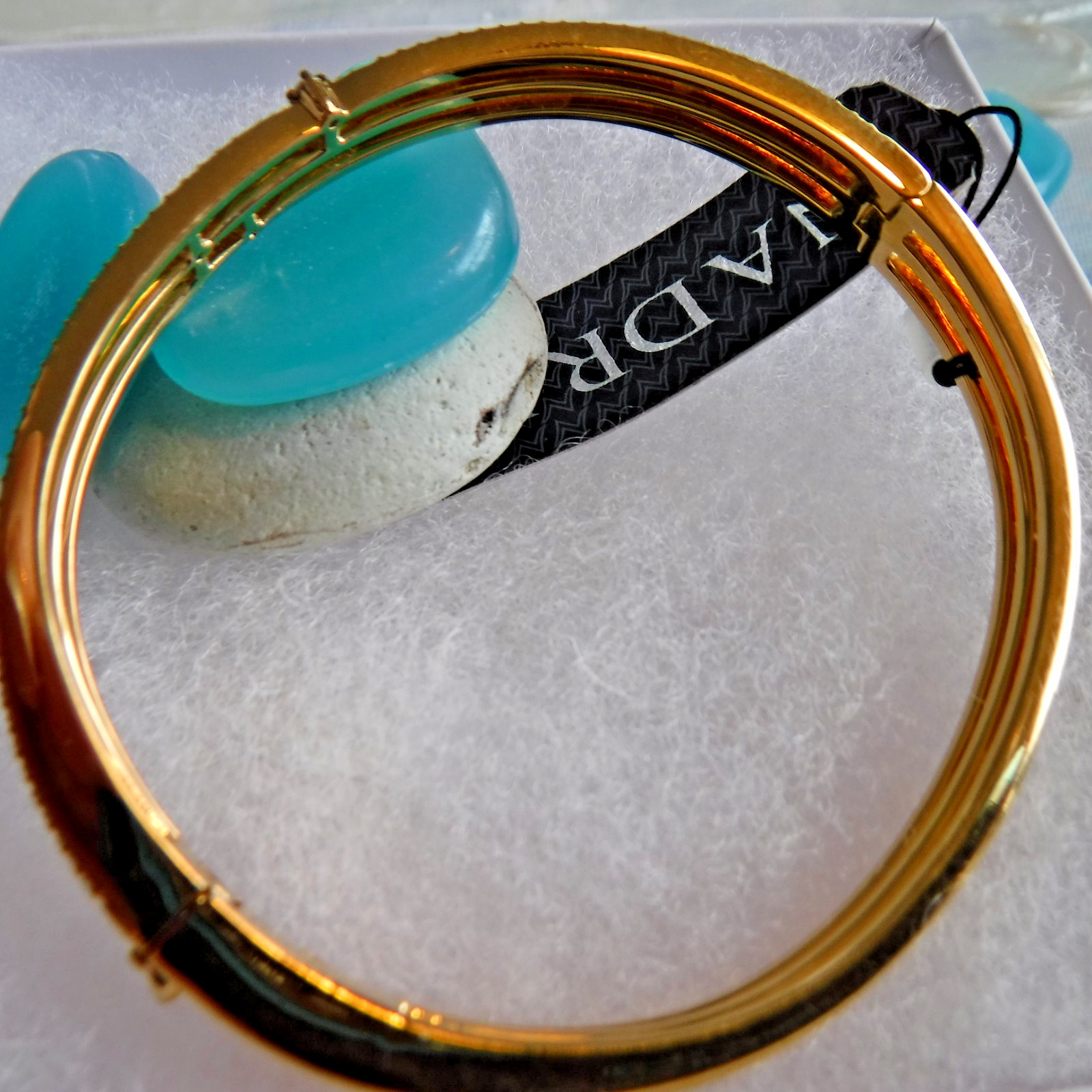NARDI 3 Row Gold Plated Crystal Snap Closure Bangle NWT