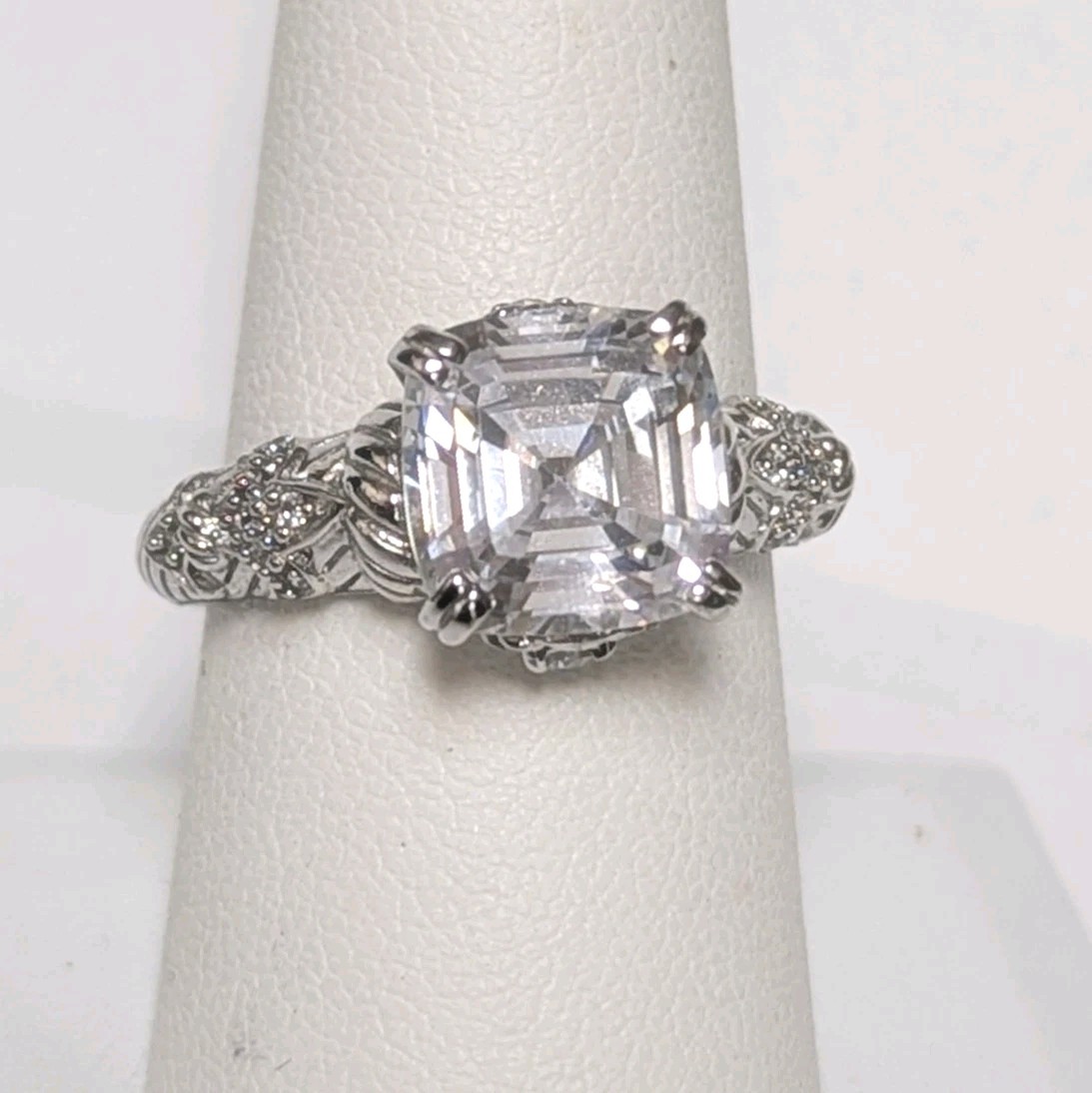 JUDITH RIPKA Sterling Silver 925 CZ Heart Ring Size 8.75