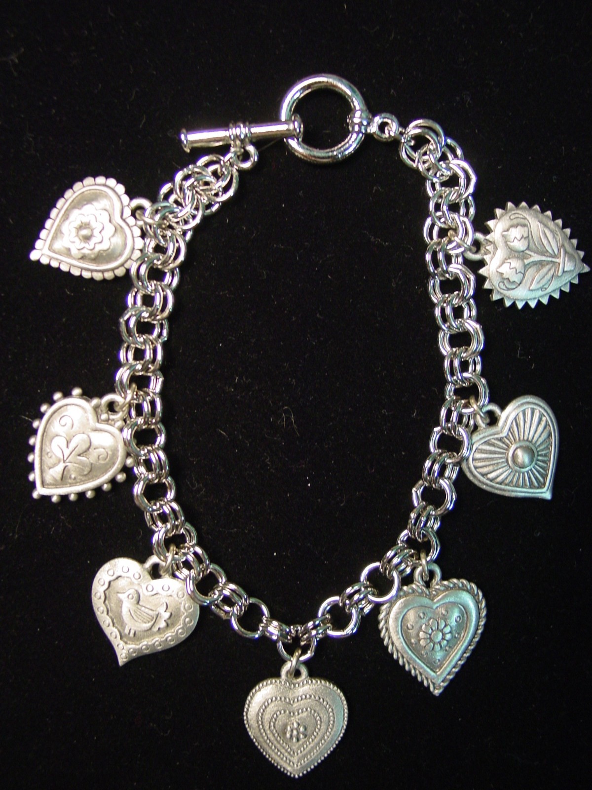 “JJ” Jonette Jewelry Silver Pewter HEARTS 7 1/4″ Bracelet