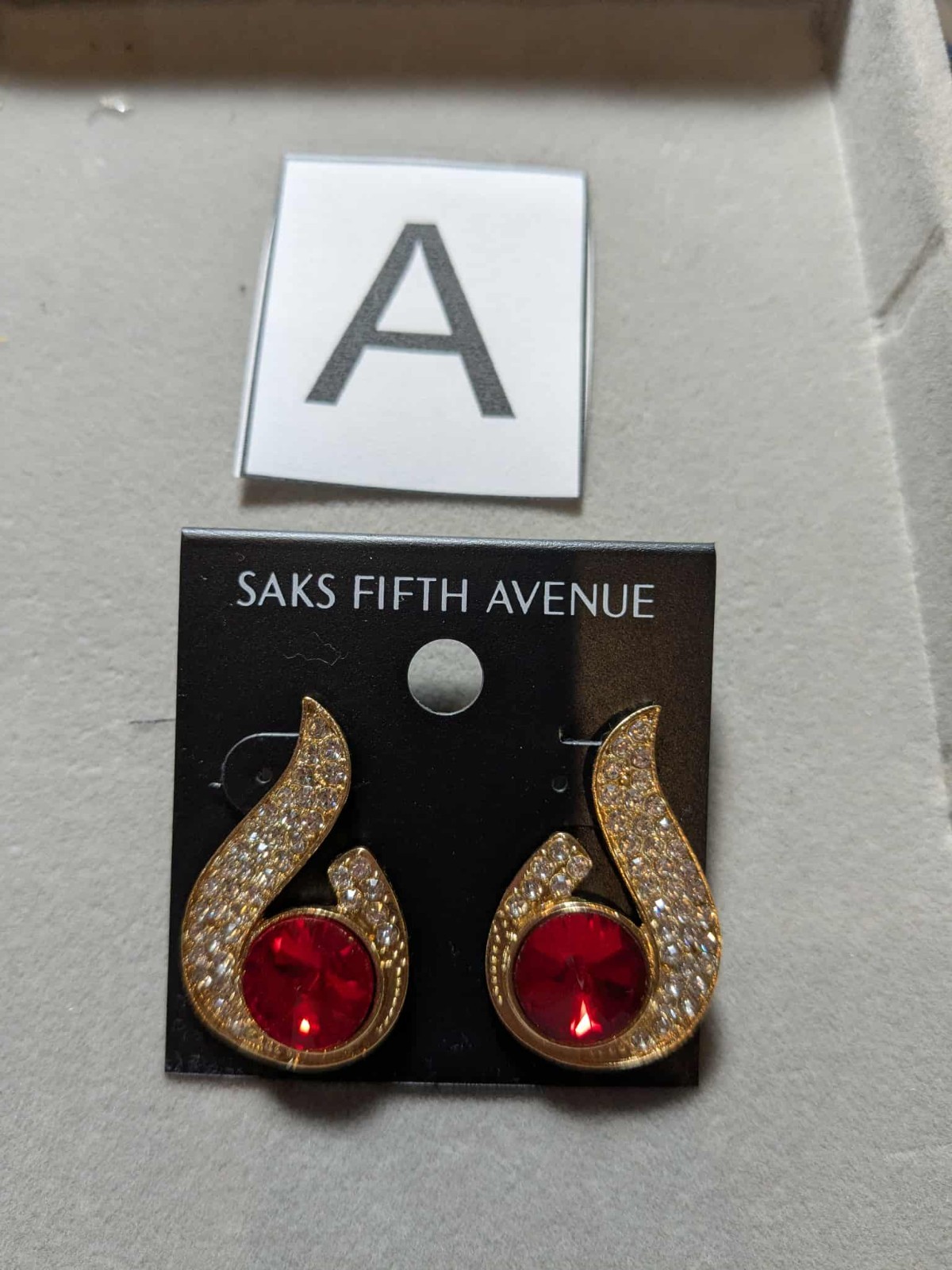 NWT Saks fifth avenue earrings, Post Back, Red, Choose Your Style, CHRISTMAS GIF