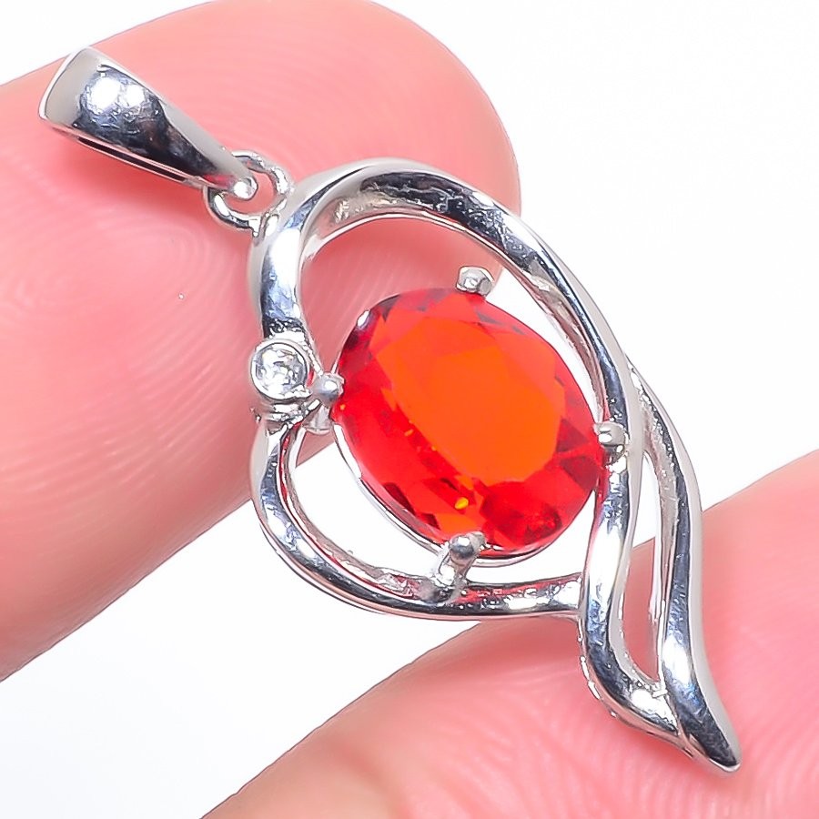 Mozambique Garnet & Cz 925 Sterling Silver Pendant 1.3″ P541-95