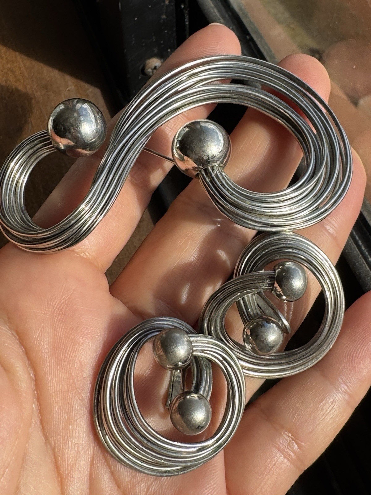 Vintage Retro Silver Wired Twist Brooch Pin Clip-on Earrings Set Huge Heavy
