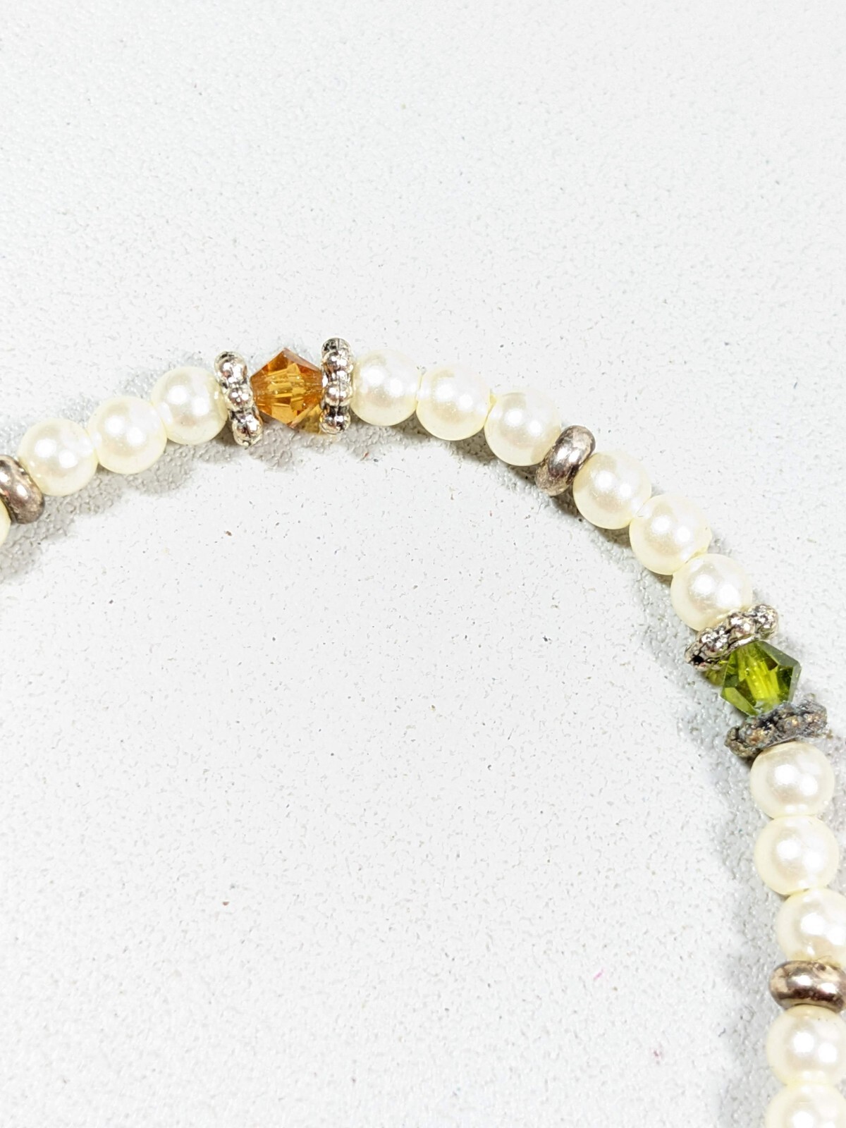 Ivory Color Acrylic Faux pearl Green Brown Crystal Heart Charm Bracelet 6.5 in