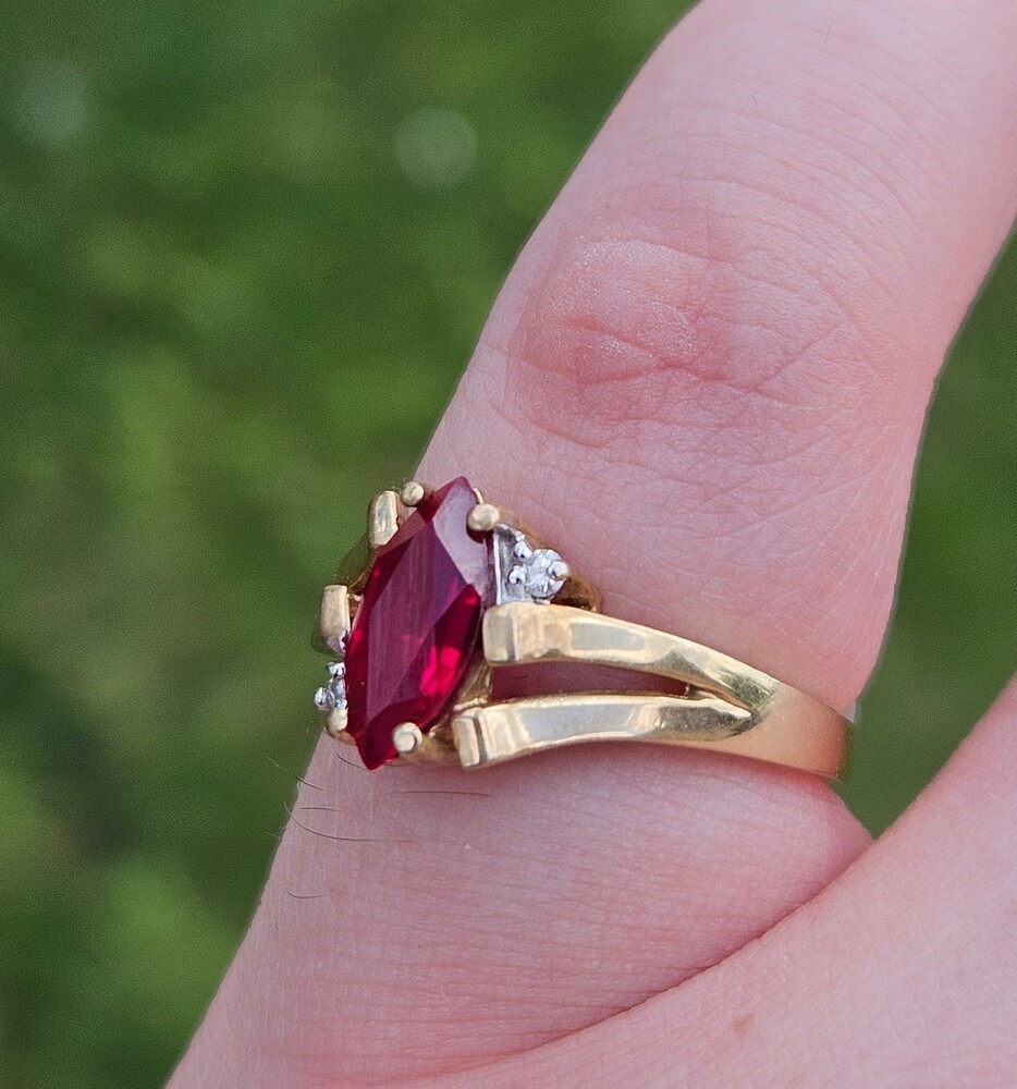 10K Yellow Gold Marquise Ruby Diamond Cocktail Split Shank Ring Size 6.25