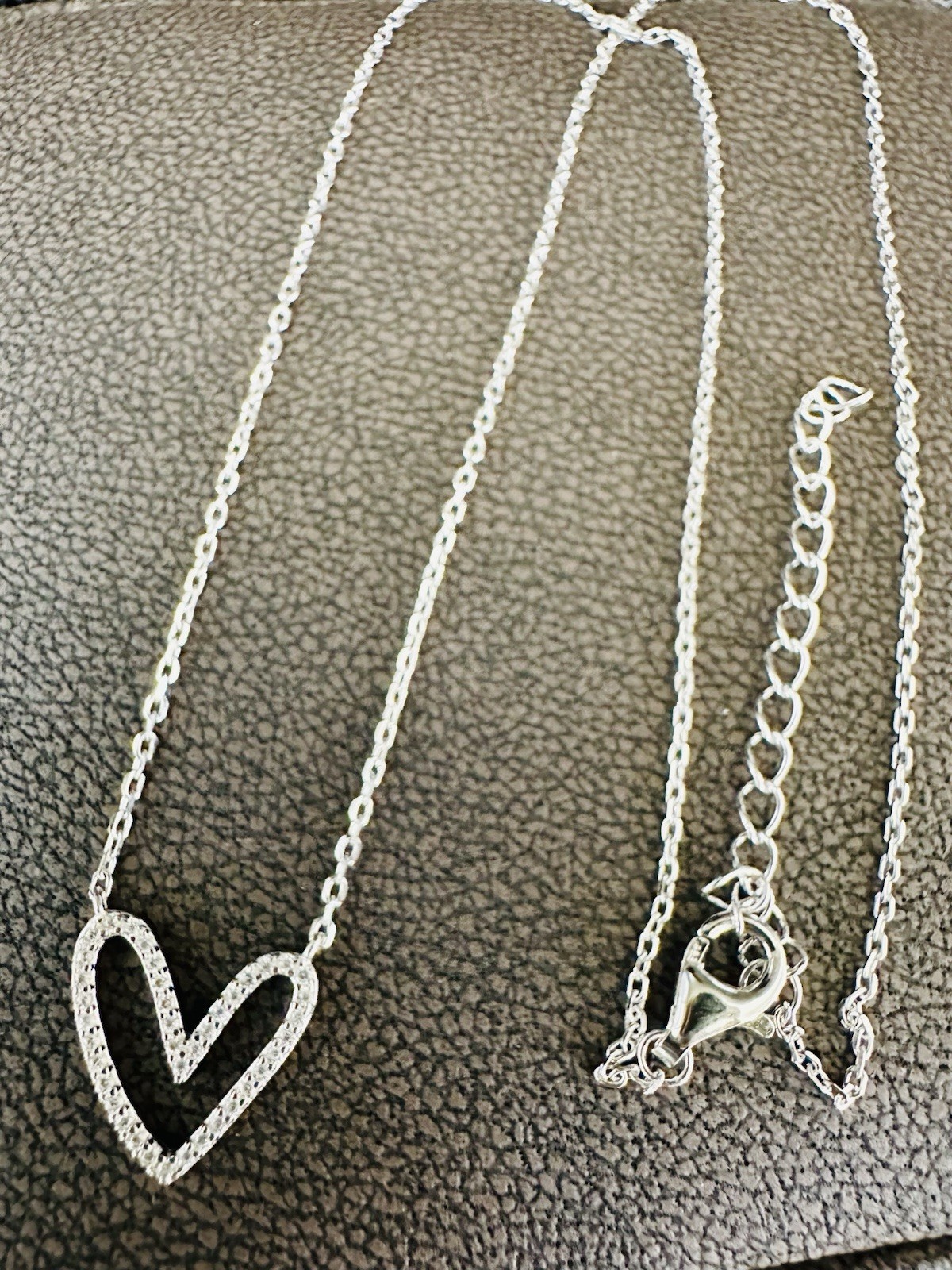 New Rachael Zoe 925 Sterling Silver & CZ Heart Necklace – Mother’s Day Special