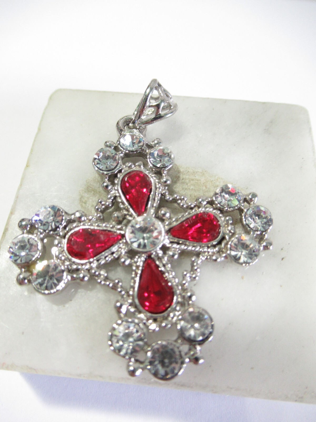 CONTEMPORARY CROSS RED CLEAR RHINESTONE FANCY PENDANT