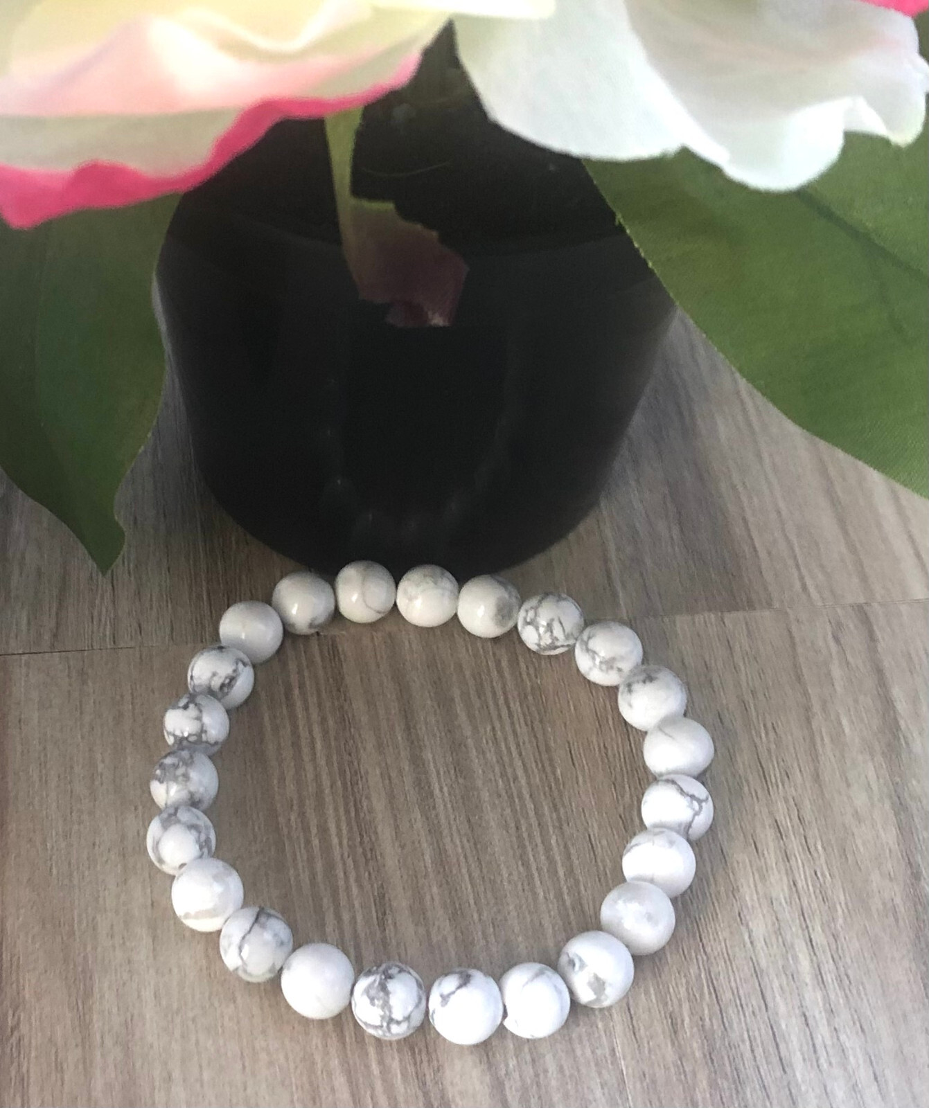 White Howlite Natural Stone Beads Stretchable Bracelet 7″ – 8mm Beads Best gift