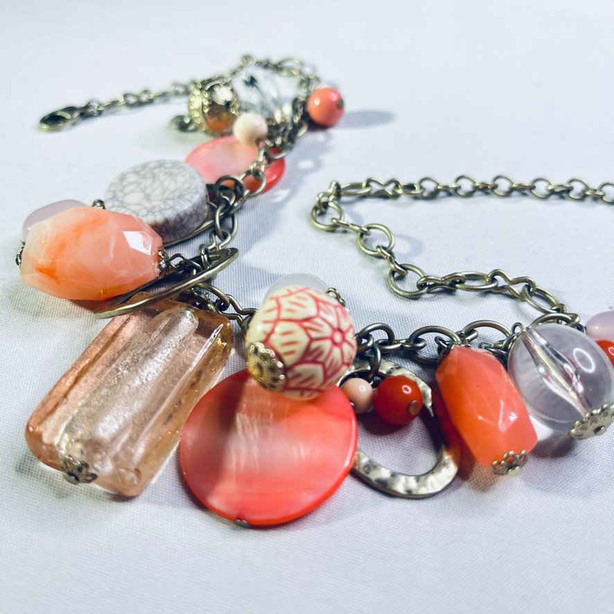 Premier Designs Festive Necklace & Earring set Pink stones of all Shapes & Sizes