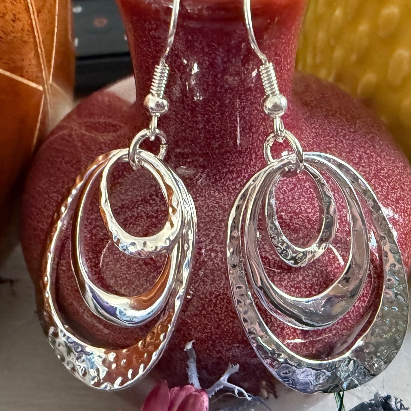 Brilliant NEW Silver Plate Hammered Triple Oval Hoop Dangle Earrings Fishhook