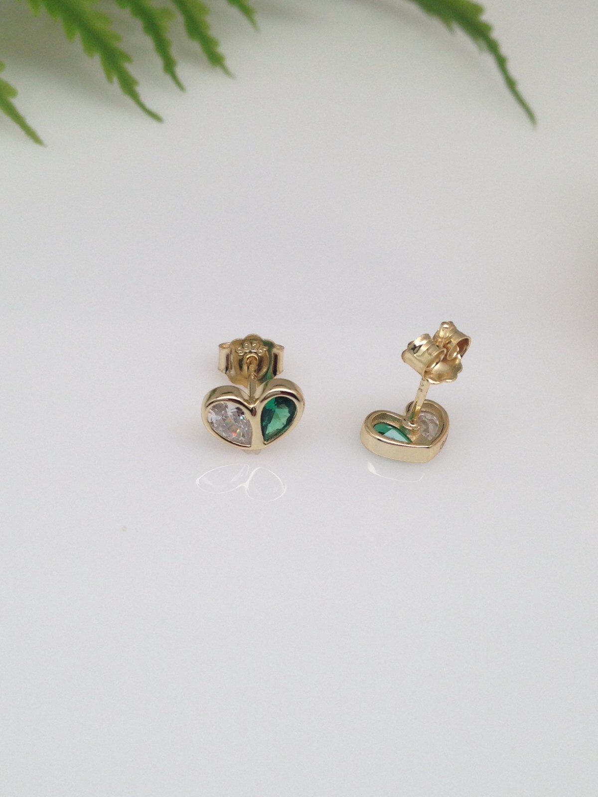 925 Sterling Silver Green White CZ Heart Stud Earrings Women Girls 7.8mm Tiny