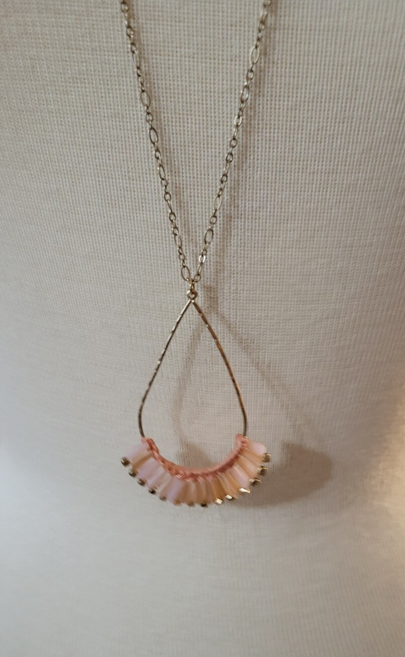 Long Goldtone Chain With Pendant Necklace Beaded Peach Cone Shaped Dangle