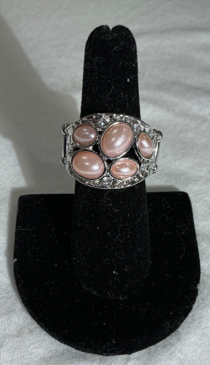A Grand Scheme Pink Faux Pearl Stretchy Ring Paparazzi New