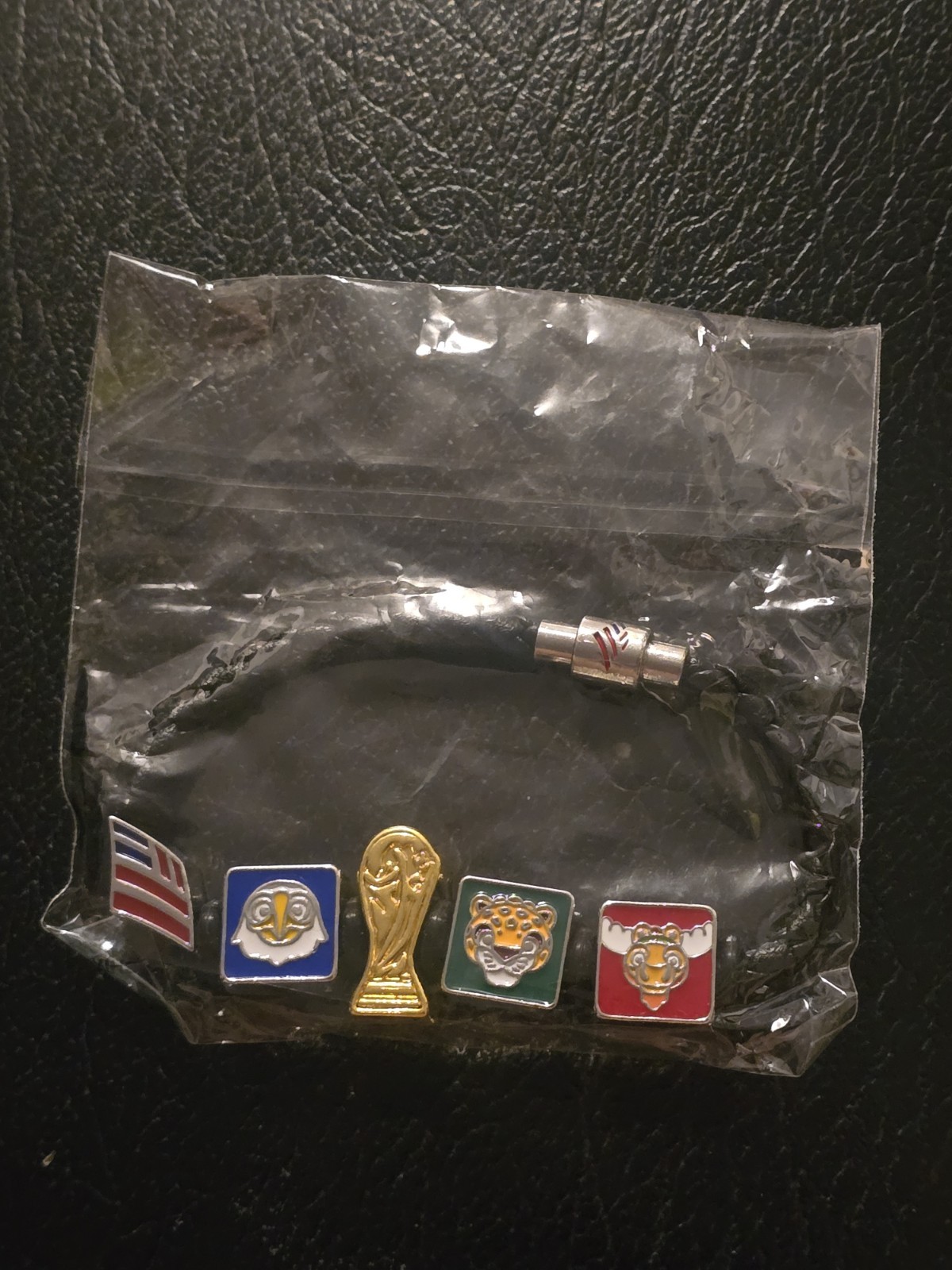 RARE NEW 2026 FIFA World Cup NYC Bank of America Charm Bracelet Football Soccer
