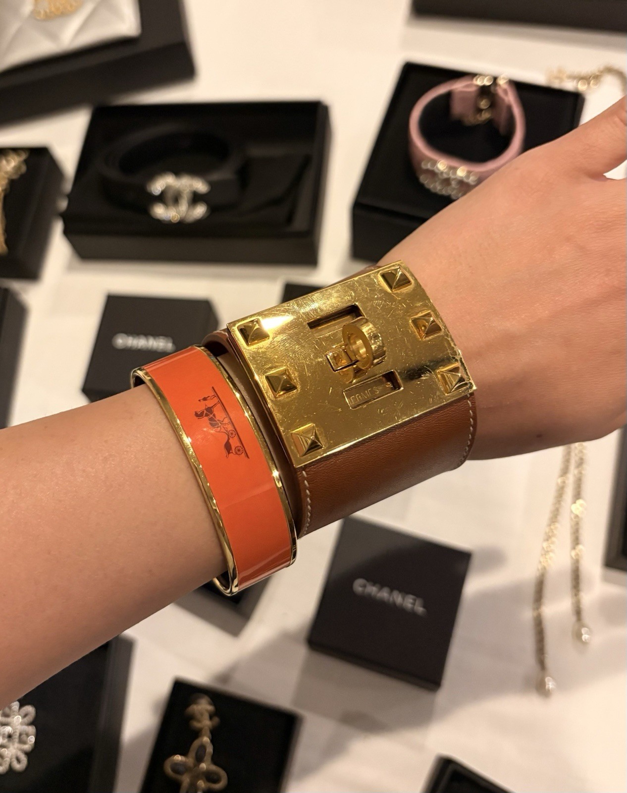 Hermès Cognac Leather Gold Plated Kelly Dog Extreme Bracelet Size S