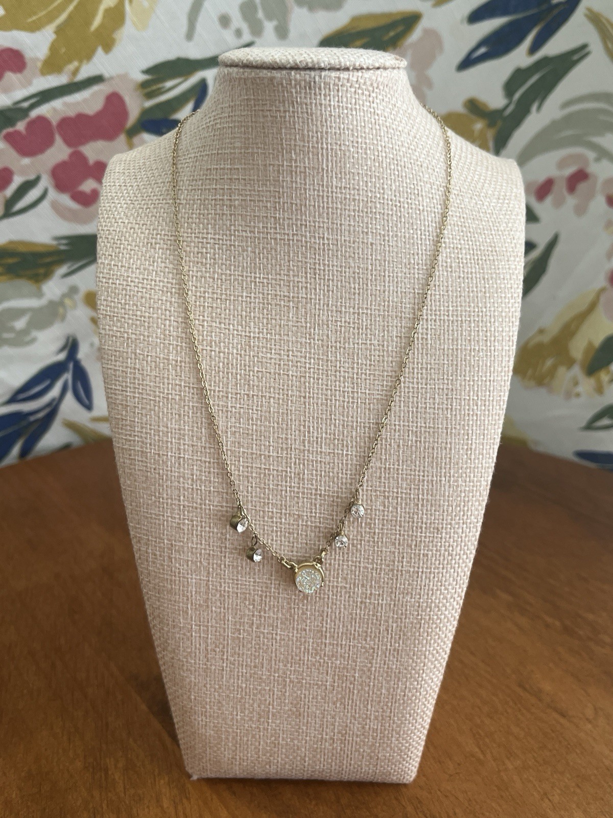 Loft Dainty Elegant Necklace Women’s Crystals With Center Druzy Stone