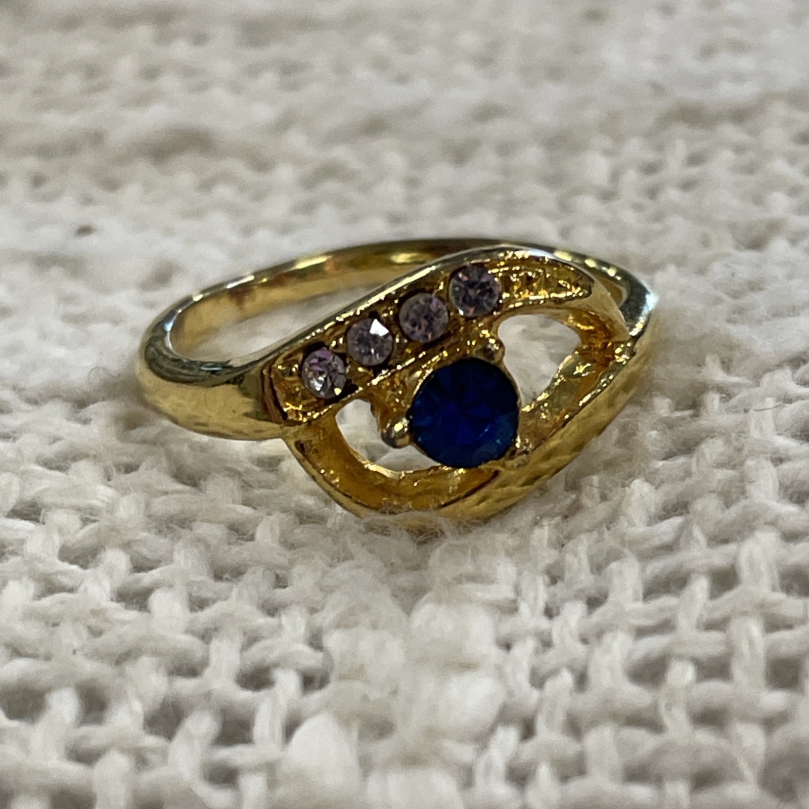 Gold Toned Blue & White Small Round Cut Gem Ring Size 7.5