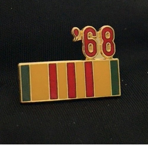 1968 VIETNAM SERVICE RIBBON HAT PIN ‘68 (P83-8)