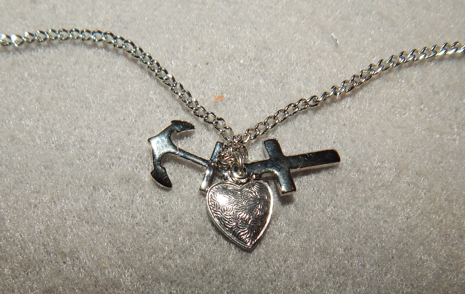 Vintage Necklace – 17″ chain, 1/2″ Faith (Cross), Hope (Anchor), Charity (Heart)
