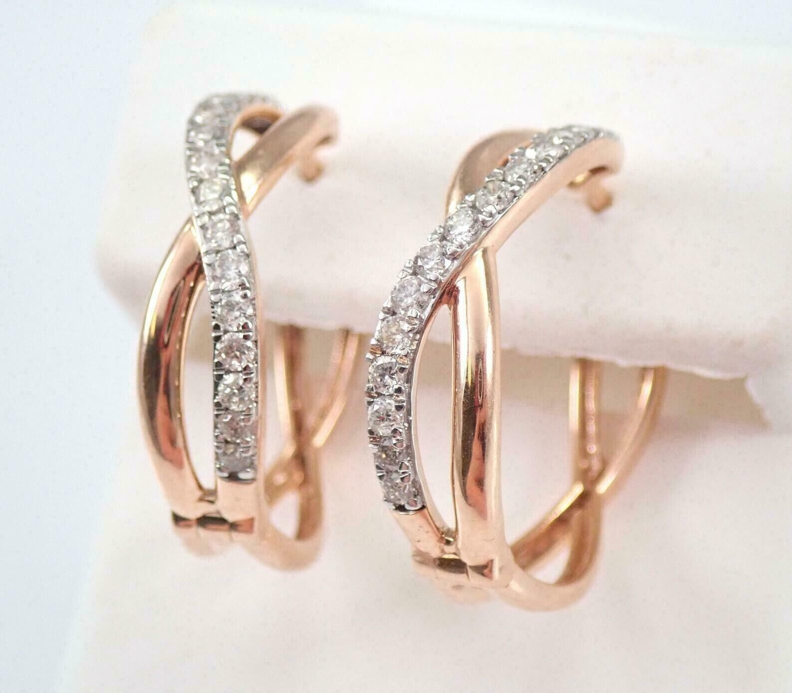 Round Cut Simulated Diamond Pretty Huggie Hoop Earrings In 14k Rose Gold Plated