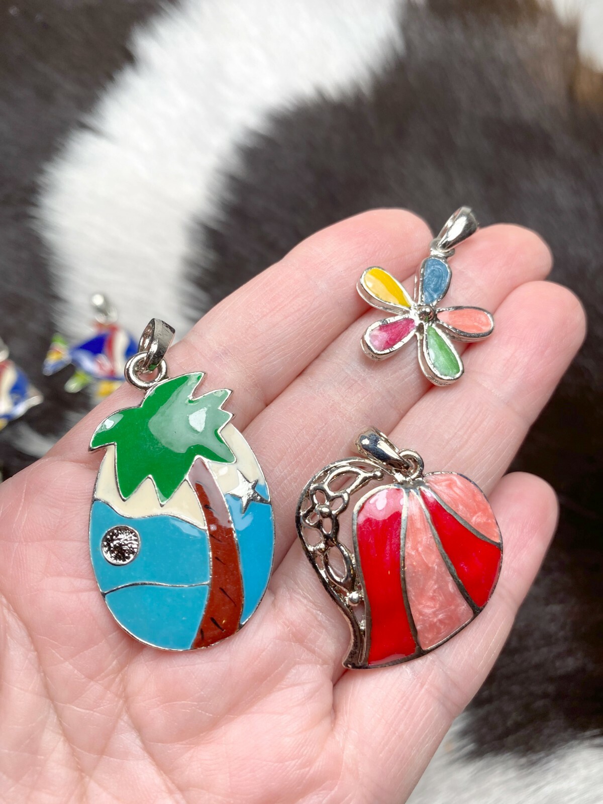 Colorful Pendant Lot Jewelry Making 12 pcs Mix Flower Bird Heart Tree Fish 1″