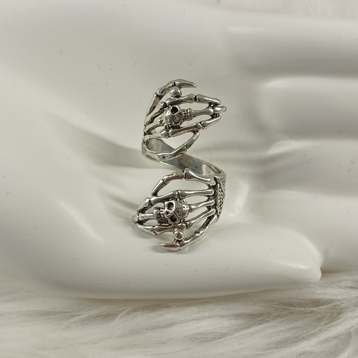 Men’s Bones Halloween ring size 6 alloy silver plated tarnish Fashion Jewelry