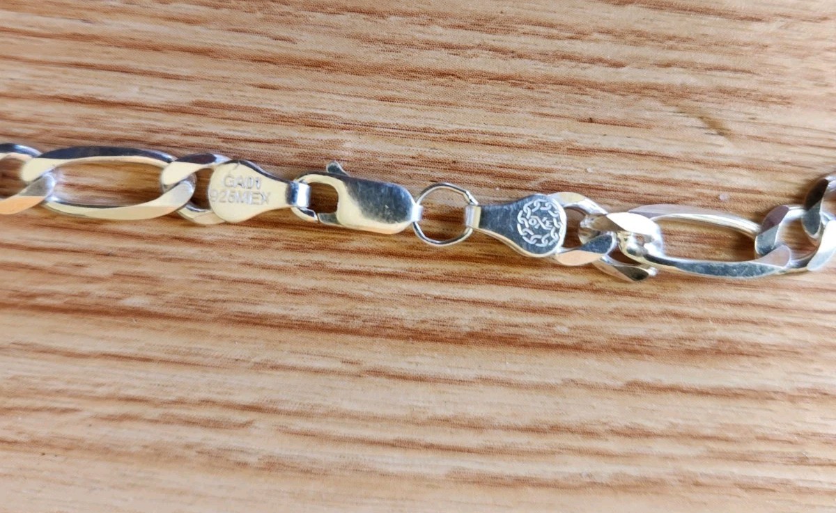 cadena figaro de plata 925 24″ de larga 4.5mm de anchor 32 Gramos