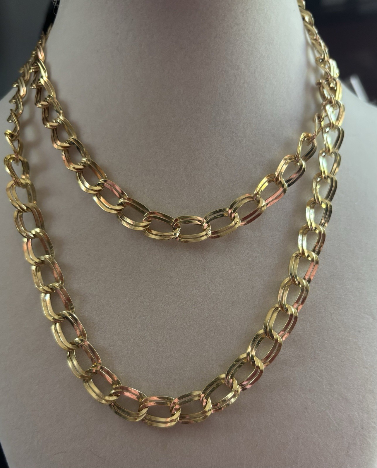 10k Gold double ring 28 inch Layered Curb Link Chain Necklace – 173.6 gn