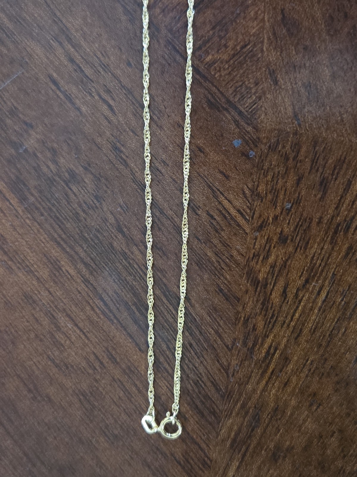 NEW 10k solid gold singapore chain necklace. 18 inch. 1.4mm