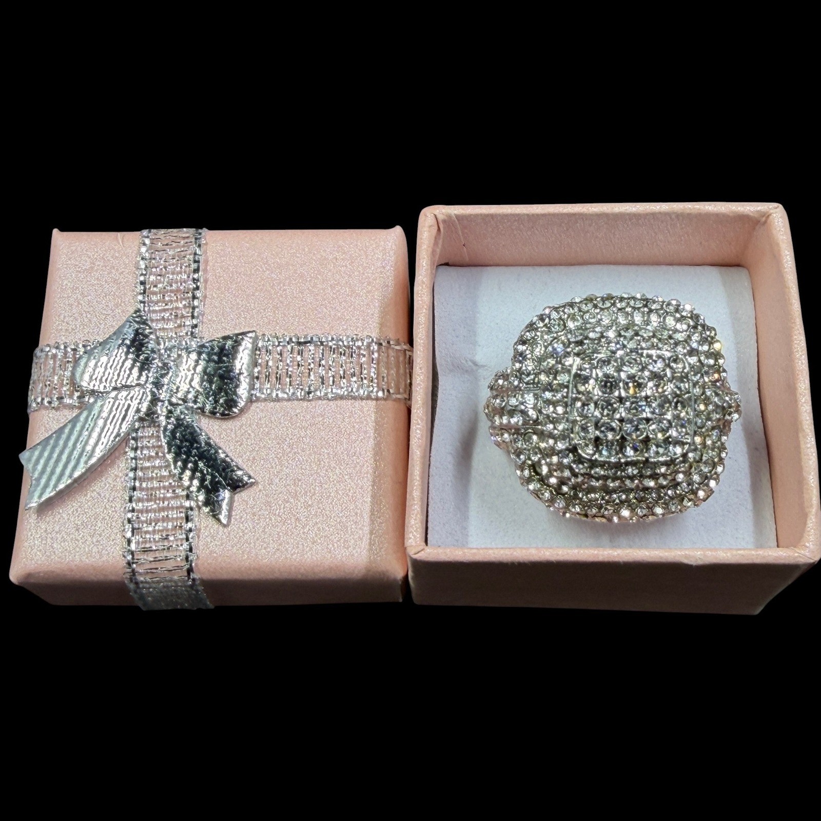 Silver Tone Rhinestone Cocktail Ring Statement Glam Prom Bling Y2K Cluster SZ 6