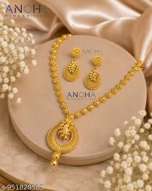South Indian Traditional Gold Plated Bridal Necklace Set with Earrings for Women