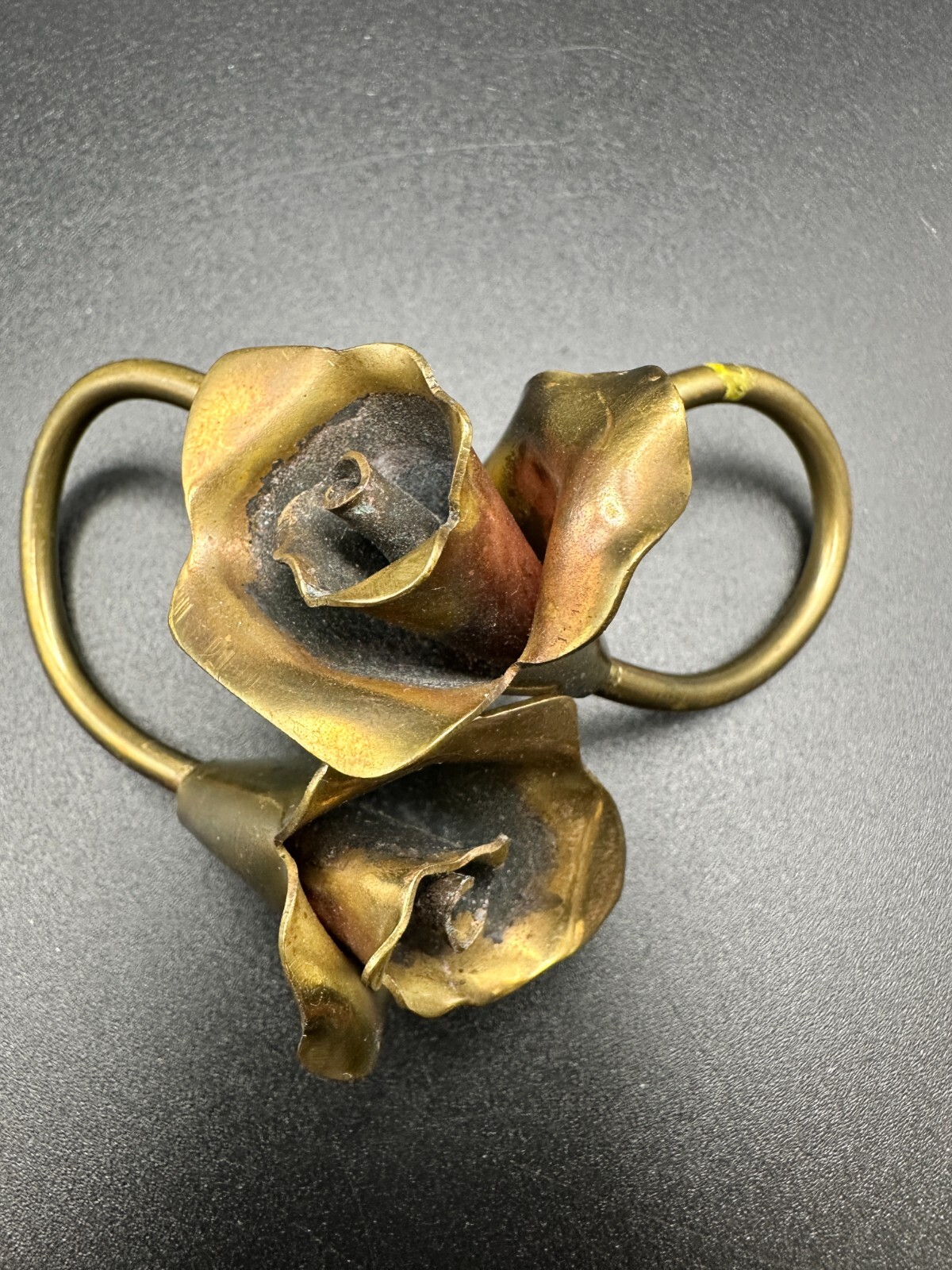 Vintage Brasstone Metal Double Roses Scarf clip?? not sure