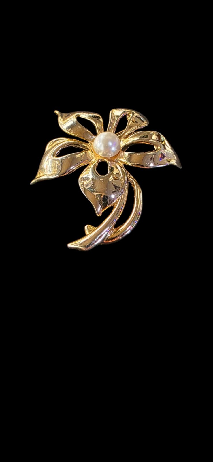 Vintage ATI Gold Tone Floral Brooch Faux Pearl Flower Pin Signed ATI costume